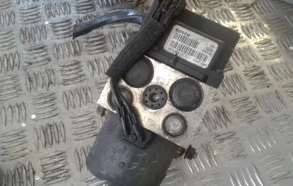 Renault Scenic I ABS Pump 0273004395