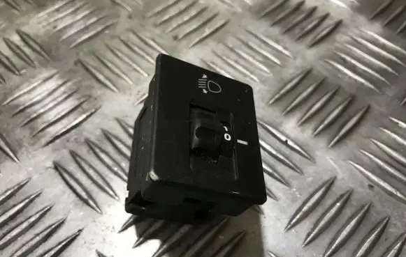Hyundai Accent Headlight level height control switch 9337023500 93370-23500