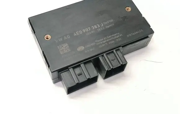 Audi Q7 4L Tow bar trailer control unit/module 4E0907383J