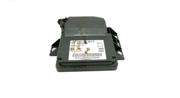 Volkswagen PASSAT Trunk lid opening control unit 