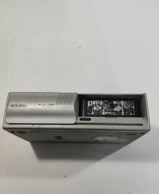 Mitsubishi L200 CD/DVD changer MZ312569 43045065C