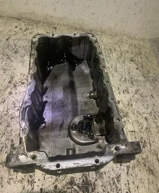 Volkswagen Touran I Oil sump