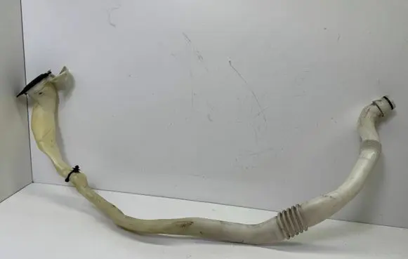 BMW 6 F06 Gran coupe Window washer liquid tank fill tube 7203270 61667203270 132640
