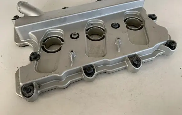 Rocker cam cover