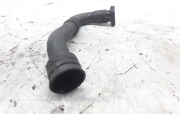 Skoda Fabia Mk1 (6Y) Breather/breather pipe/hose 045103493D