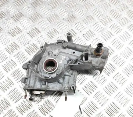 Alfa Romeo Giulietta Oil pump 5222361