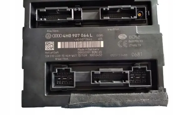 Audi A8 S8 D4 4H Comfort/convenience module 4H0907064L