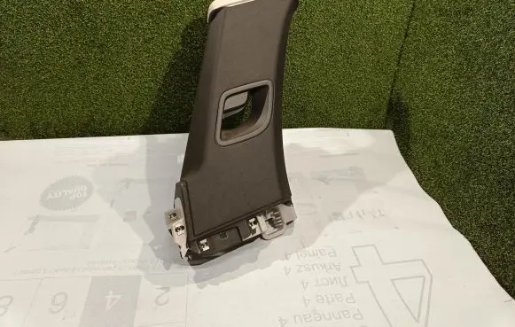 Porsche Cayenne (9Y0 9Y3) (B) pillar trim (top) 9Y0867287H