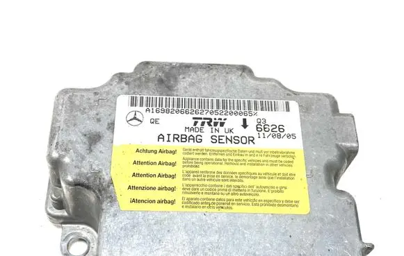 Mercedes-Benz A W169 Airbag control unit/module A1698206626 A169820662627052200065