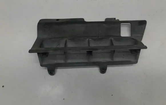 Mitsubishi Pajero Intercooler air channel guide MB669571