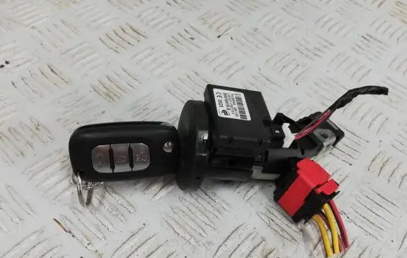 Renault Twingo III Ignition lock