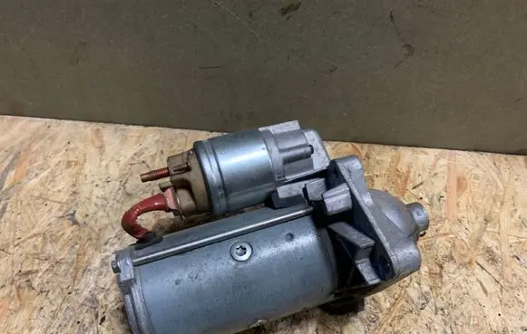 Nissan X-Trail T31 Starter motor 23300JG70A TS22E9