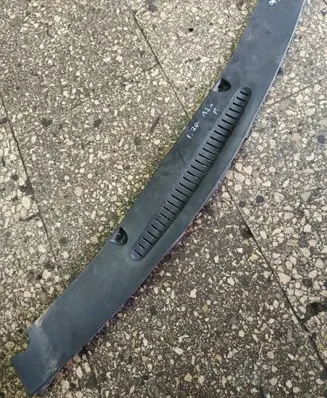 Hyundai i20 (PB PBT) Radiator trim 