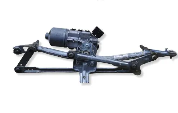 Ford Focus Front wiper linkage and motor 3397020954 9682861480