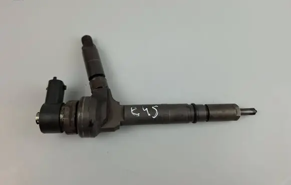 Opel Astra H Fuel injector 0445110175