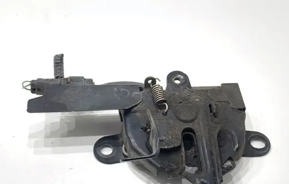 Toyota Camry VIII XV70 Engine bonnet/hood lock/catch