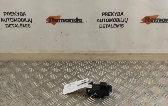 Honda CR-V Electric window control switch F000251A 3010083000 35770SWA