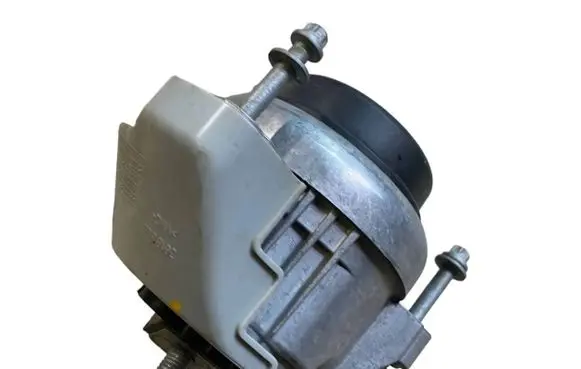 BMW M4 F82 F83 Engine mount bracket 2284818 F036080021