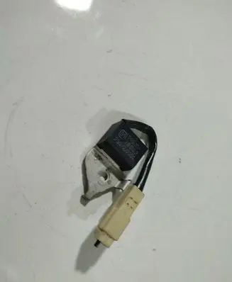 Toyota Avensis T250 Sensor 9003038002