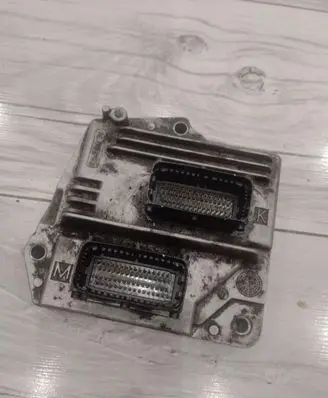 Opel Meriva A Engine control unit/module ECU 12249823