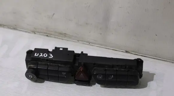 Mercedes-Benz C W203 A set of switches 2038203710