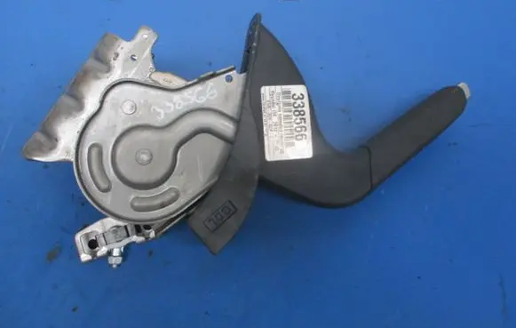 Hyundai i30 Handbrake/parking brake lever assembly