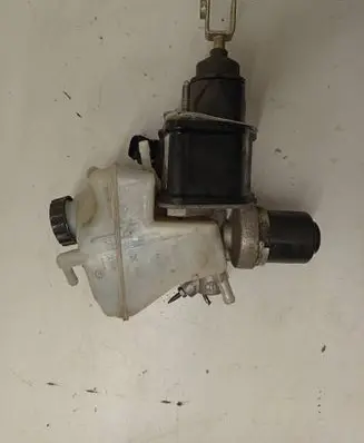 Mercedes-Benz E W211 Master brake cylinder A2114300302 0204251302