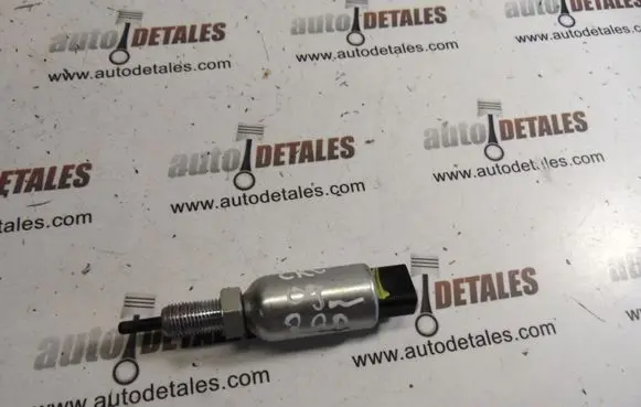 Honda CR-V Brake pedal sensor switch