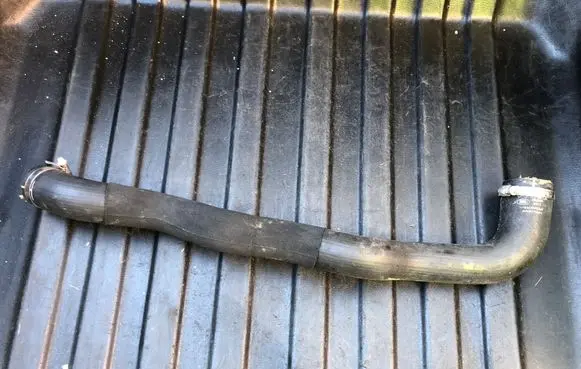 Land Rover Range Rover Sport L494 Intercooler hose/pipe CPLA6K769CA