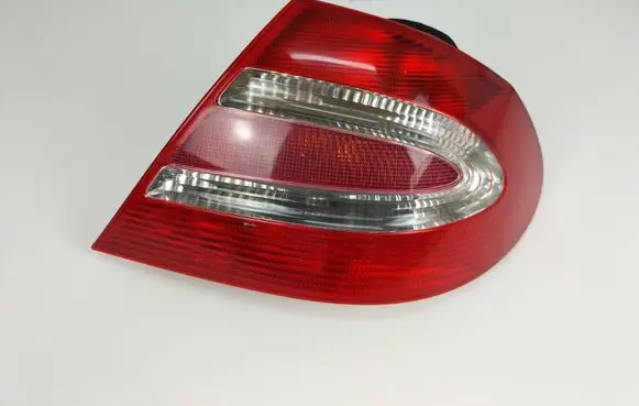 Mercedes-Benz CLK A209 C209 Rear/tail lights A2098200264