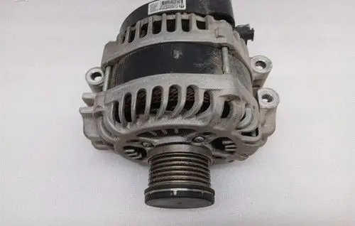 Dodge RAM 1500 DS Generator/alternator 68329852AD