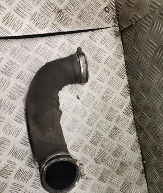 Audi A4 S4 B8 8K Intercooler hose/pipe 8K0145709E