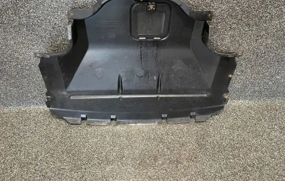 BMW 5 E39 Engine splash shield/under tray 51718159981