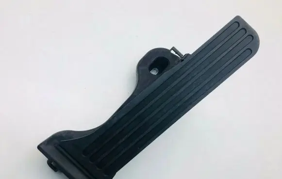 Volkswagen PASSAT B6 Accelerator throttle pedal 1K1723503P