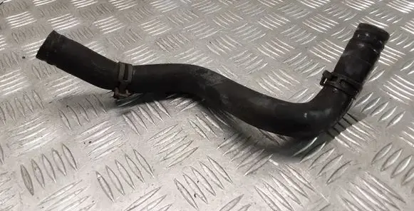 Volkswagen Touareg I Engine coolant pipe/hose