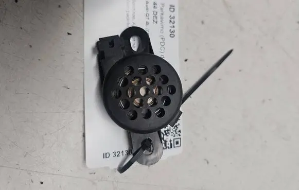 Audi Q7 4L Parking PDC sensor speaker 8E0919279