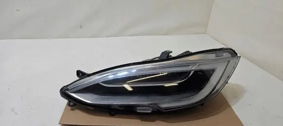 Tesla Model S Headlight/headlamp 105357400B