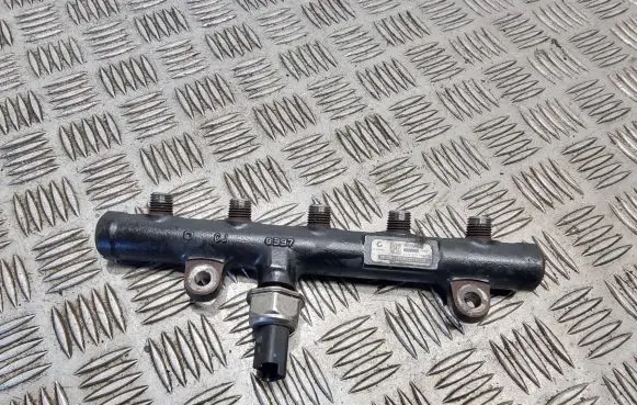 Fuel main line pipe