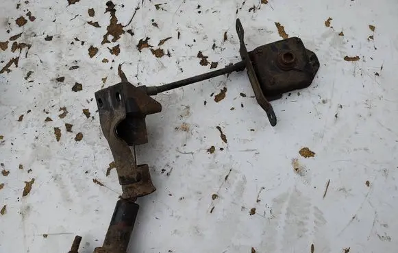 Ford Connect Spare wheel mounting bracket 5T161K353AB