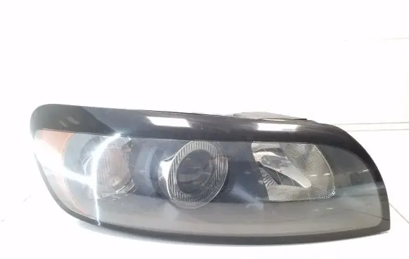 Volvo C30 Headlight/headlamp 31214538