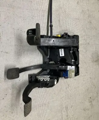 Peugeot Boxer Pedal assembly 01384922080 2582501056 00552700430