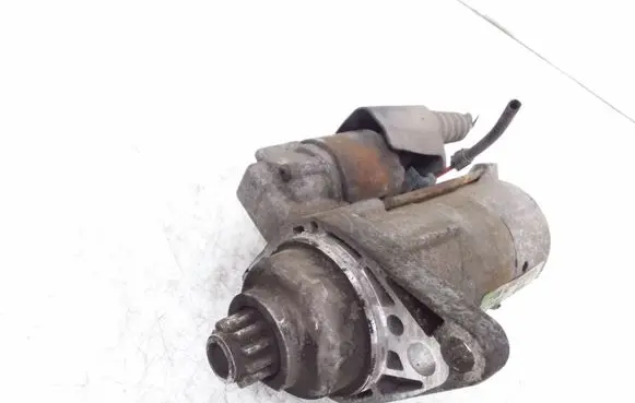 Volkswagen Golf V Starter motor 02Z911023H