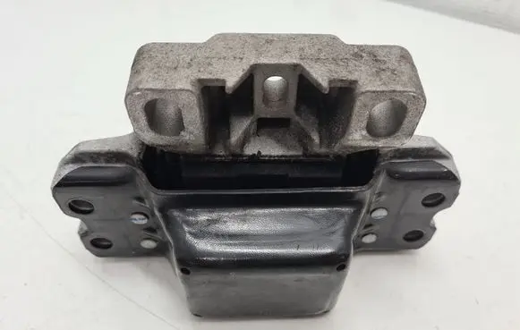 Volkswagen Golf V Engine mount bracket 1K0199555
