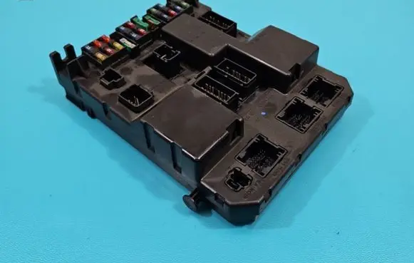Peugeot 307 Central body control module 9651197680 IMPRK1404431