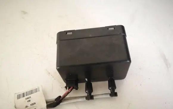 Mercedes-Benz E W211 Vacuum pump 0008002548