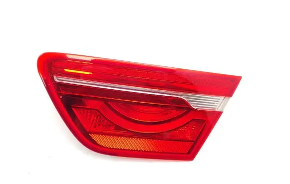 Jaguar XE Tailgate rear/tail lights 197339 19733902