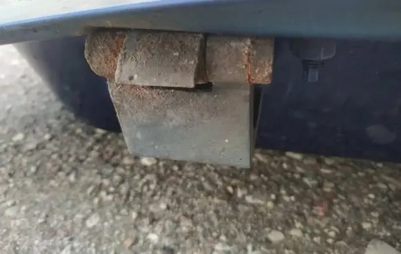 Peugeot 807 Front door upper hinge