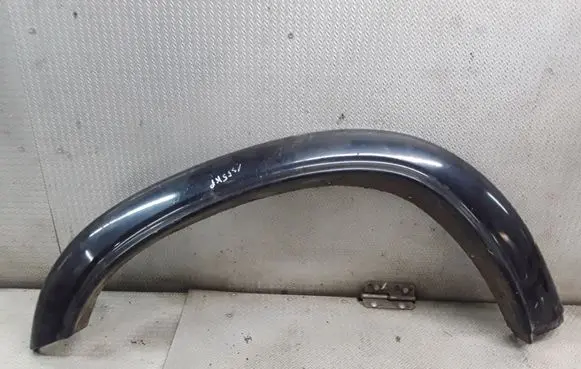 Ford Explorer Fender trim (molding)