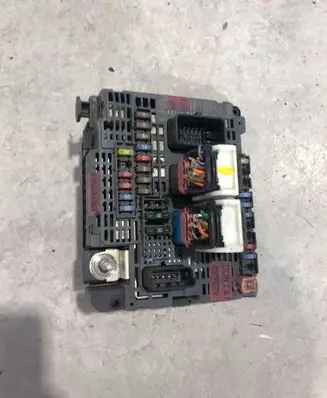 Fuse box set