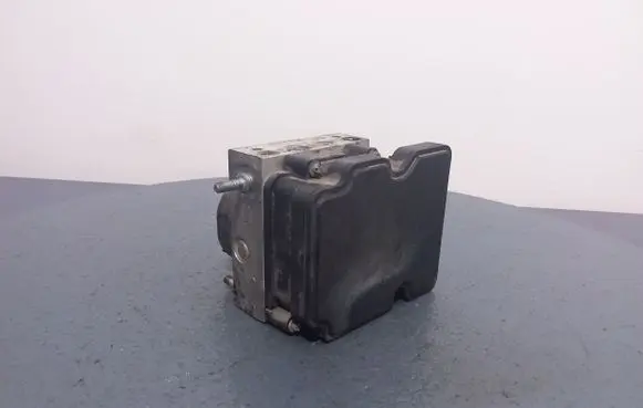Dacia Sandero ABS Pump 476608644R